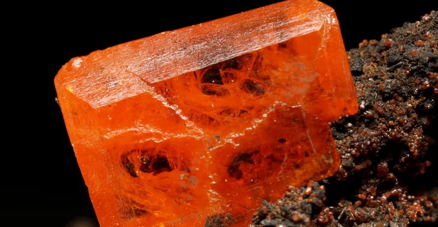 Wulfenite crystal