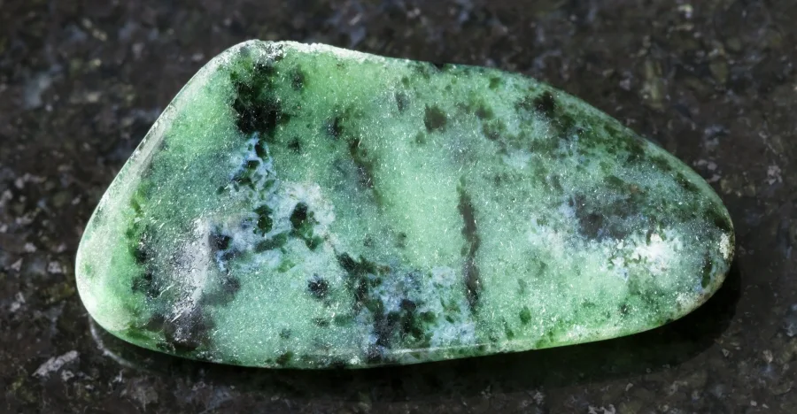 Zoisite crystal