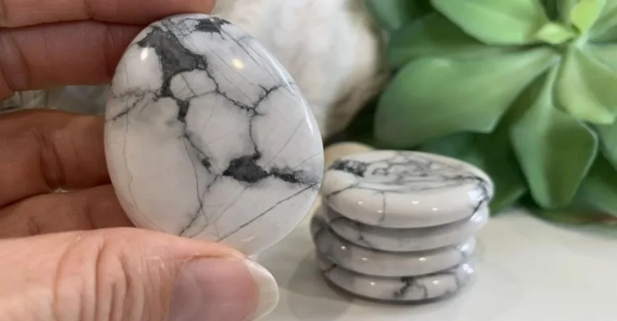 Howlite crystal