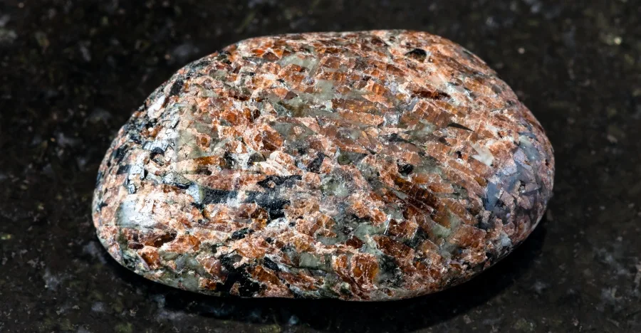 Sphene crystal