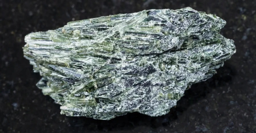 Actinolite crystal