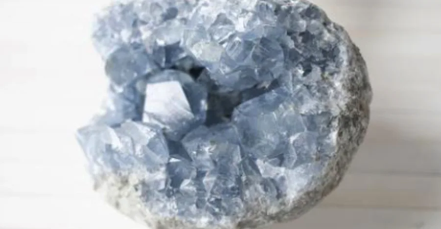 How to Have a Crystal Wedding! crystal
