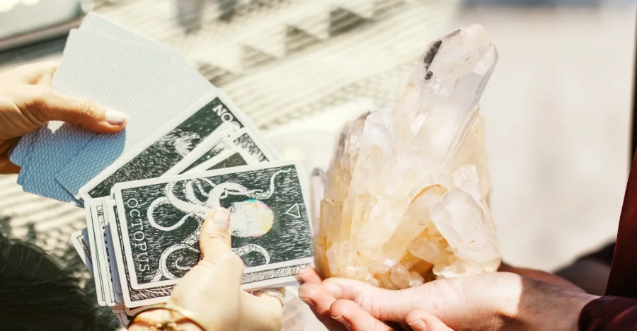 Crystals to Empower Tarot Card Readings crystal