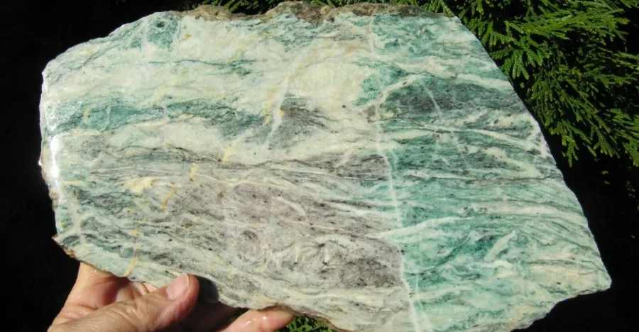 Mariposite crystal