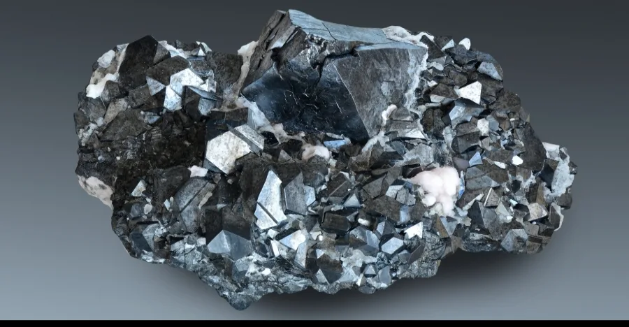Alabandite crystal