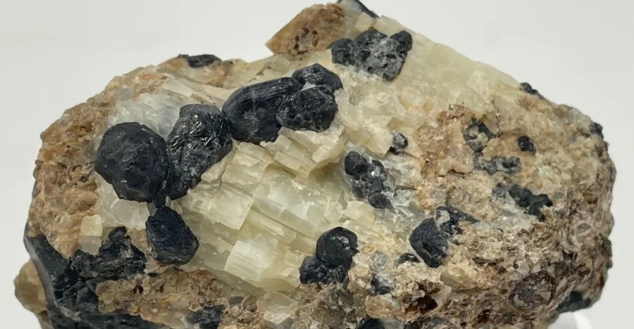 Sapphirine crystal